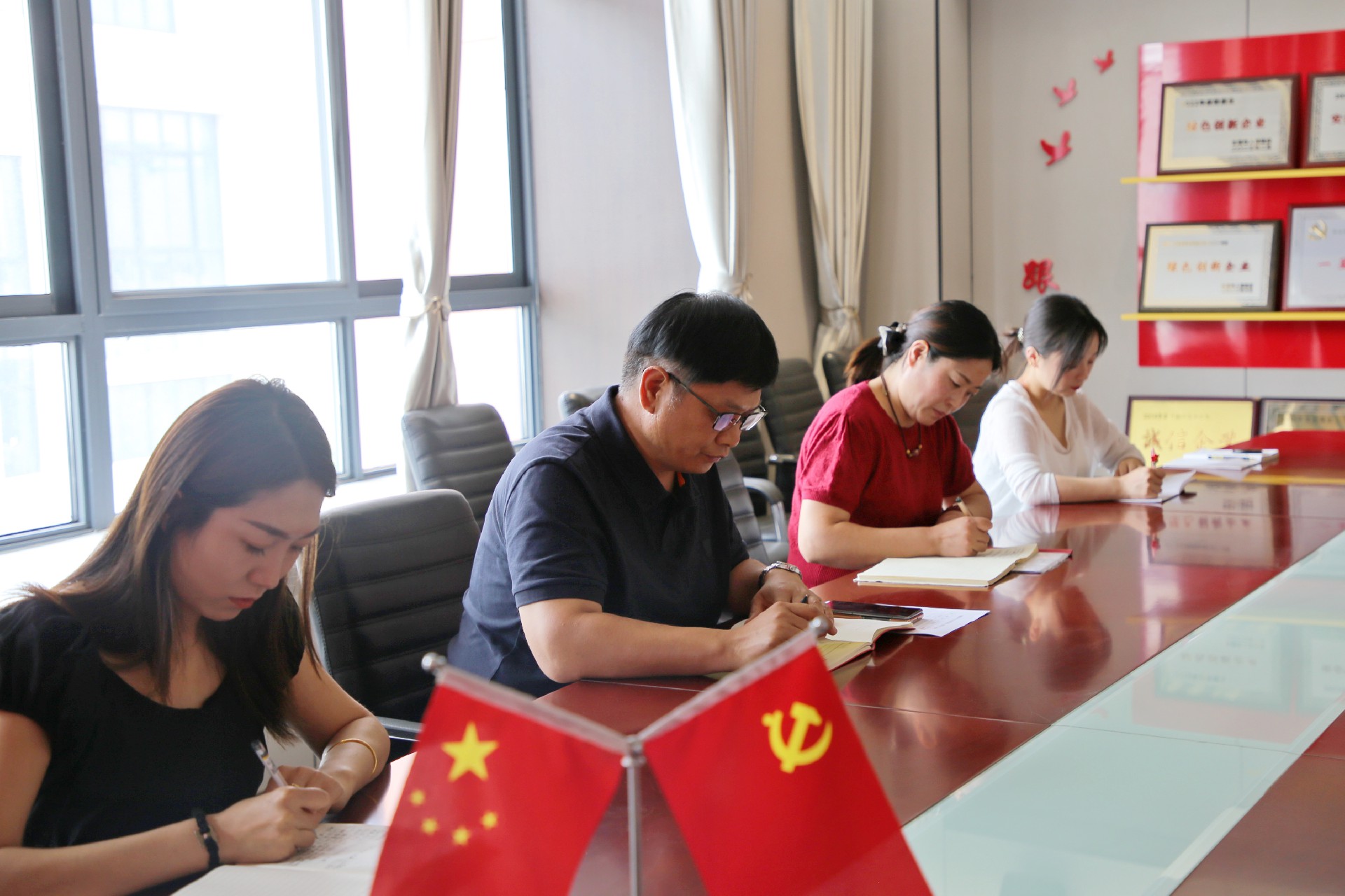 微信图片_20250610110041.jpg